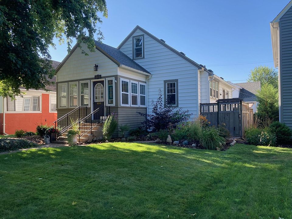 1st image of 1676 Bayard Ave