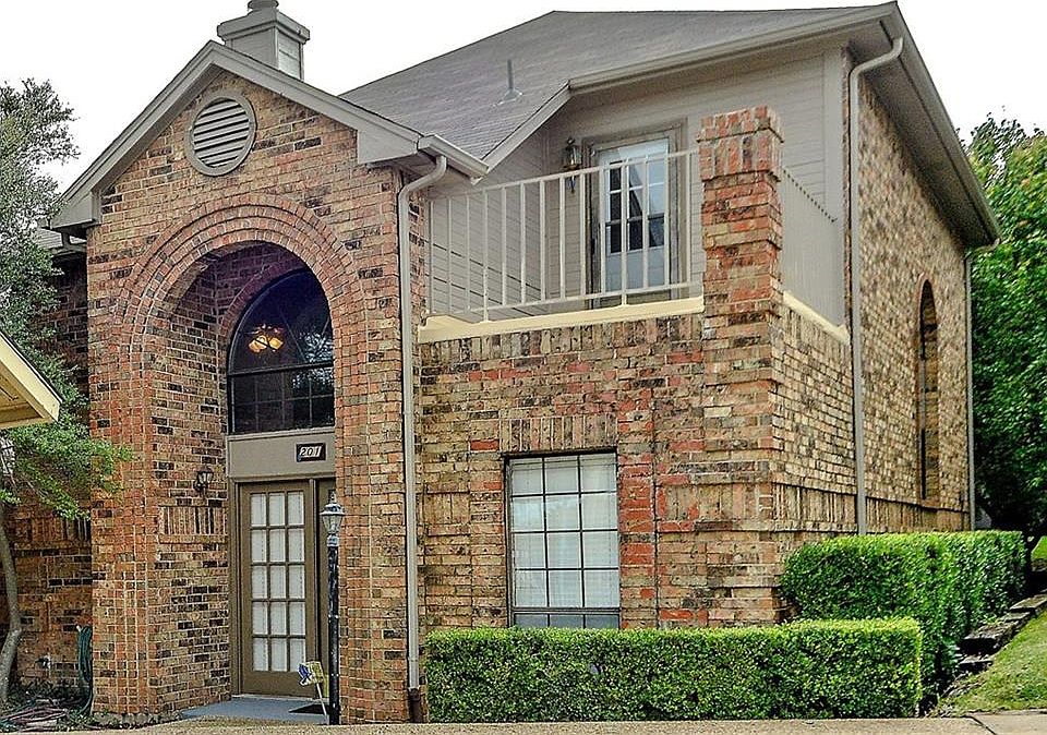 1st image of 3500 E Park Blvd APT 201