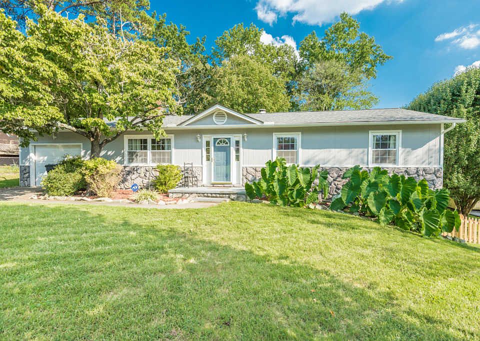 1st image of 5704 Lemonwood Ln