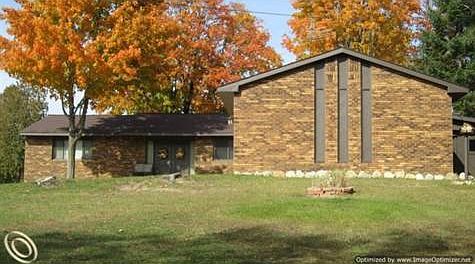 2nd image of 9754 S River Ln