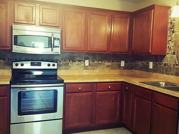 4th image of 2702 Maci Ct