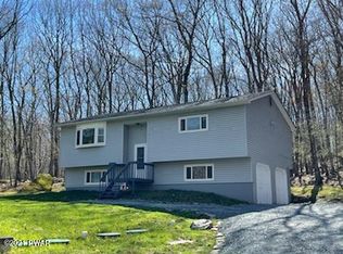 108 Rock Bass Rd, Milford, PA 18337