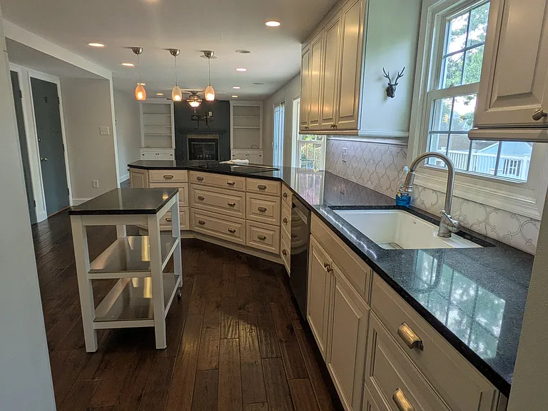 Streamvale Cir — Photo 10