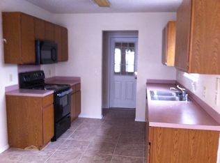 658 Daisy Ln, Springdale, AR 72764