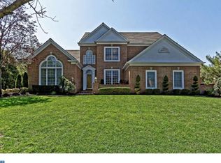 7 Stockton Dr, Voorhees, NJ 08043