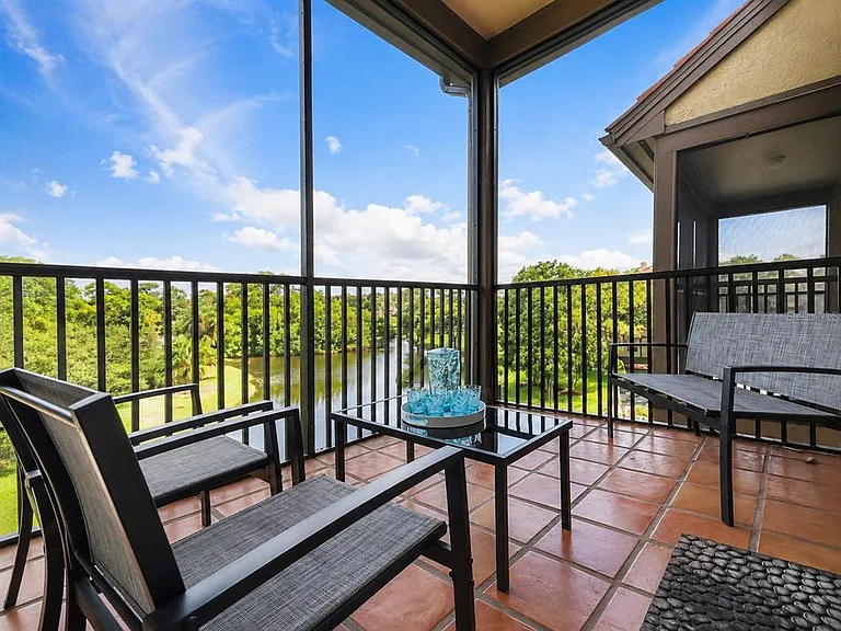 2400 Feather Sound Dr #534 — Photo 14