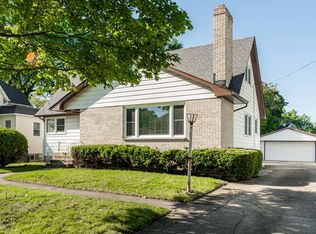 1015 State St, Dekalb, IL 60115