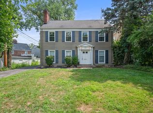 3595 Glencairn Rd #UP, Beachwood, OH 44122