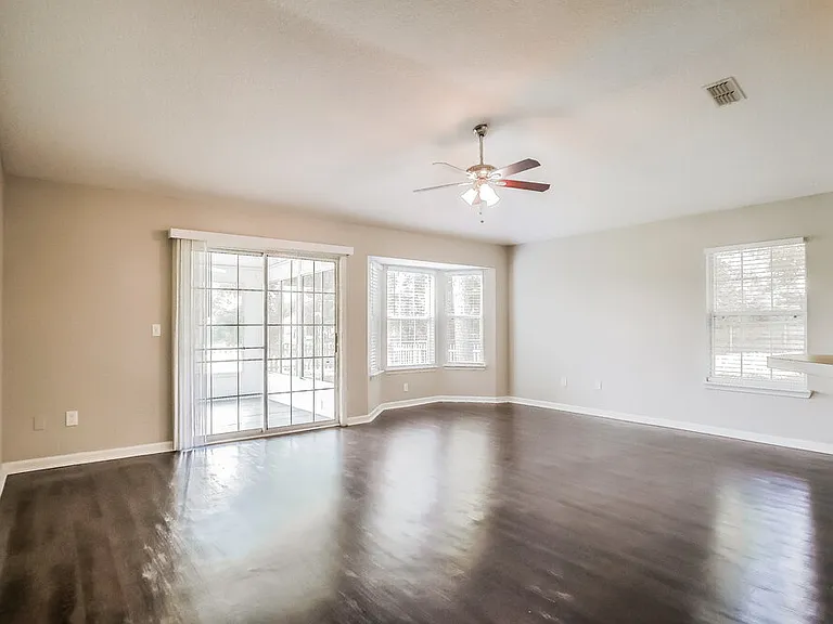 11132 Coldfield Dr — Photo 4