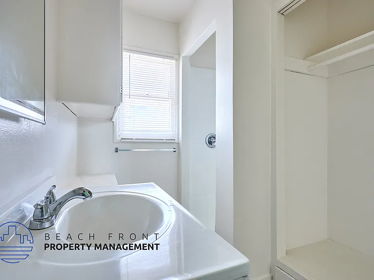 436 W Magnolia St — Photo 15