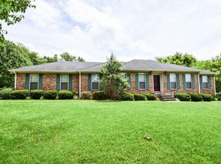 509 Hillside Ln, Gallatin, TN 37066