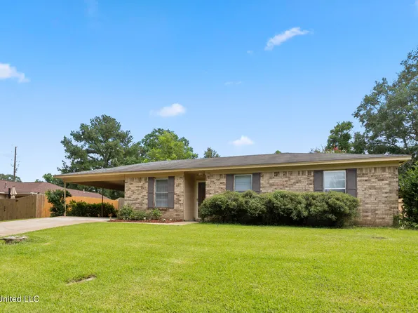 546 Hunters Creek Cir, Madison, MS 39110