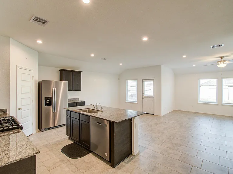 7527 Cynomys Ct — Photo 12