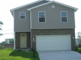 1307 1/2 Fairview Ave, Joliet, IL 60432