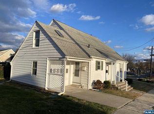 91 Sinniger Pl, Maywood, NJ 07607