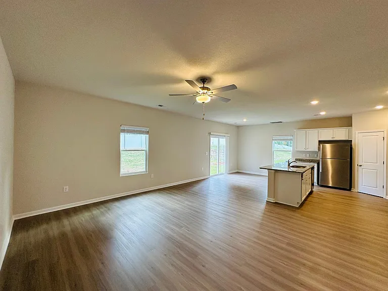 6322 Lowe Ln — Photo 5