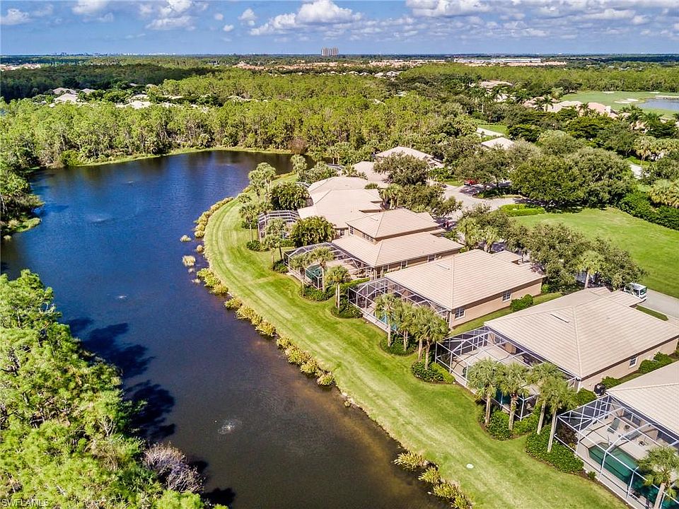 1st image of 9287 Oak Strand Dr