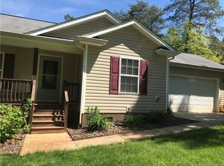417 Link Dr, Iron Station, NC 28080