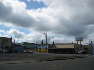 26 N 7th St, Cottage Grove, OR 97424