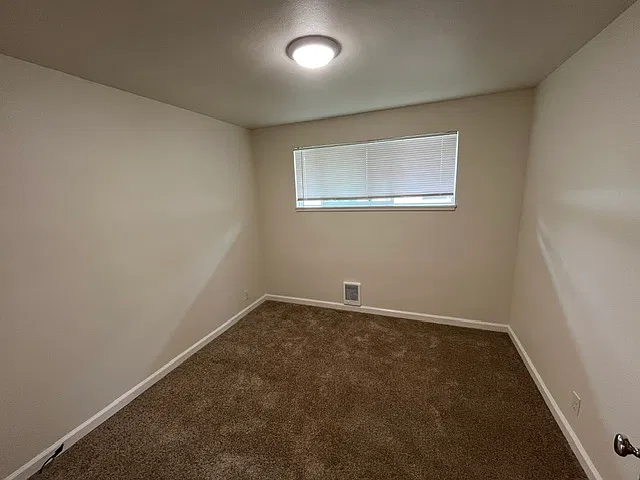2 bed, 750 sqft, $1,850 — Photo 4