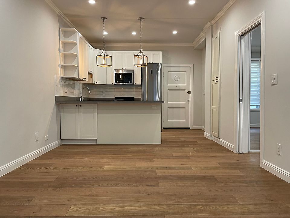 1st image of 2165 Larkin St #107