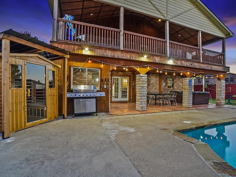 2952 Barberini Dr — Photo 38