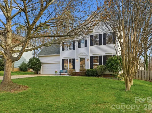 272 Rose St, Mooresville, NC 28117