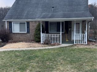 27 Meadowbrook Ave, Greensburg, PA