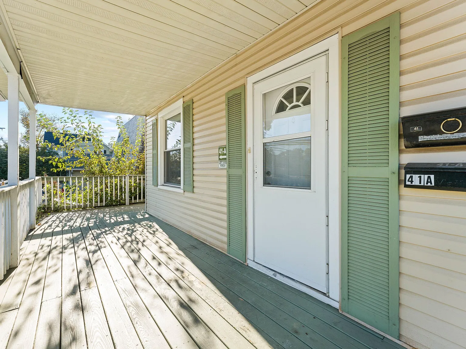 41 W Clinton Ave — Photo 2
