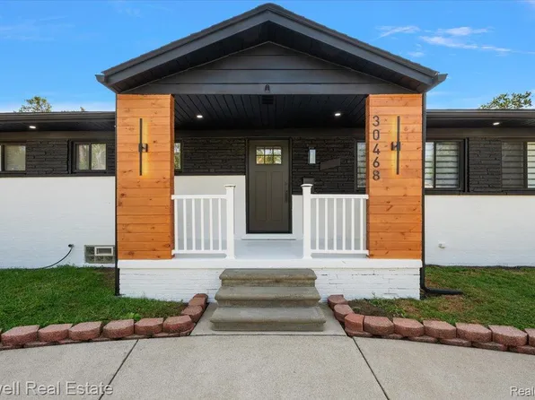 30468 Fairfax St, Southfield, MI 48076