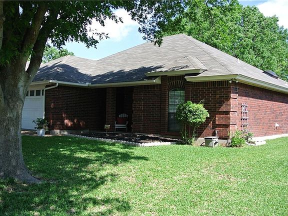 2nd image of 1924 Berrybrook Dr