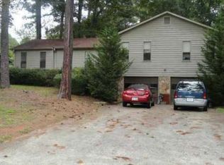 583 Rivercrest Dr, Canton, GA 30188