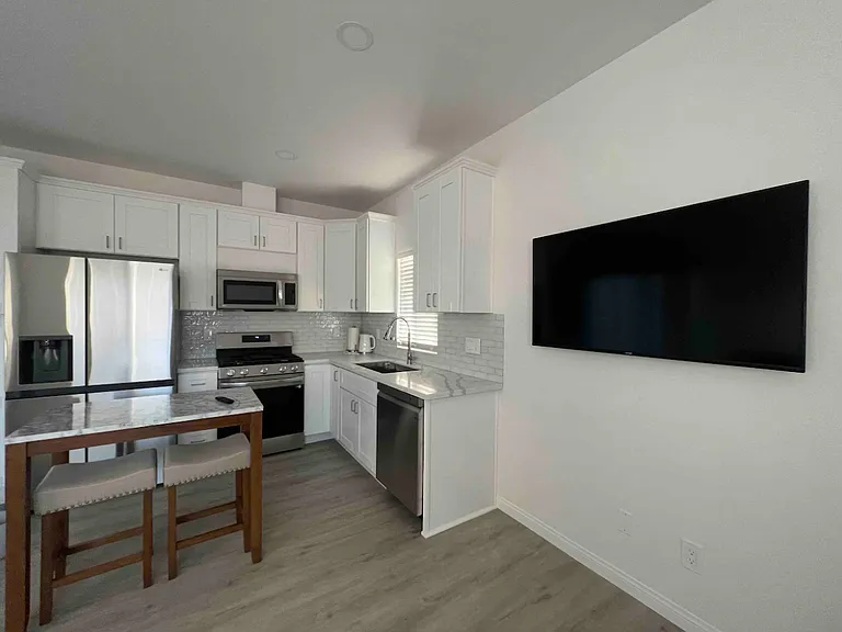 9713 Murray Dr — Photo 8