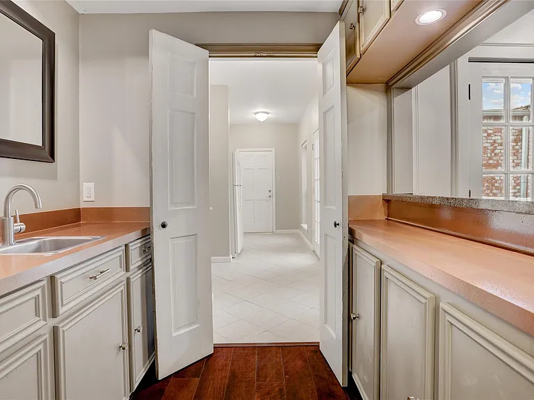 7514 Olympia Dr — Photo 11