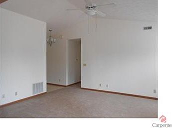 5th image of 436 Bolton Dr