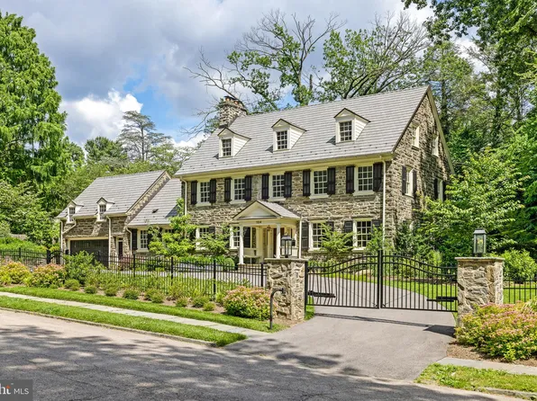 104 W Mermaid Ln, Philadelphia, PA 19118