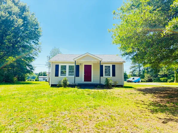 113 Bingo Ln, Dallas, NC 28034