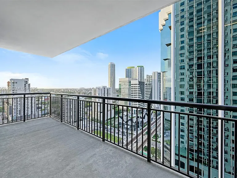999 SW 1st Ave #1814 — Photo 25