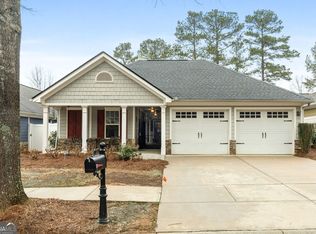 126 Cottage Club Dr, Locust Grove, GA 30248