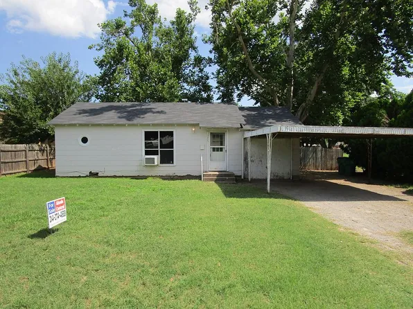 3305 Yamparika St, Vernon, TX 76384