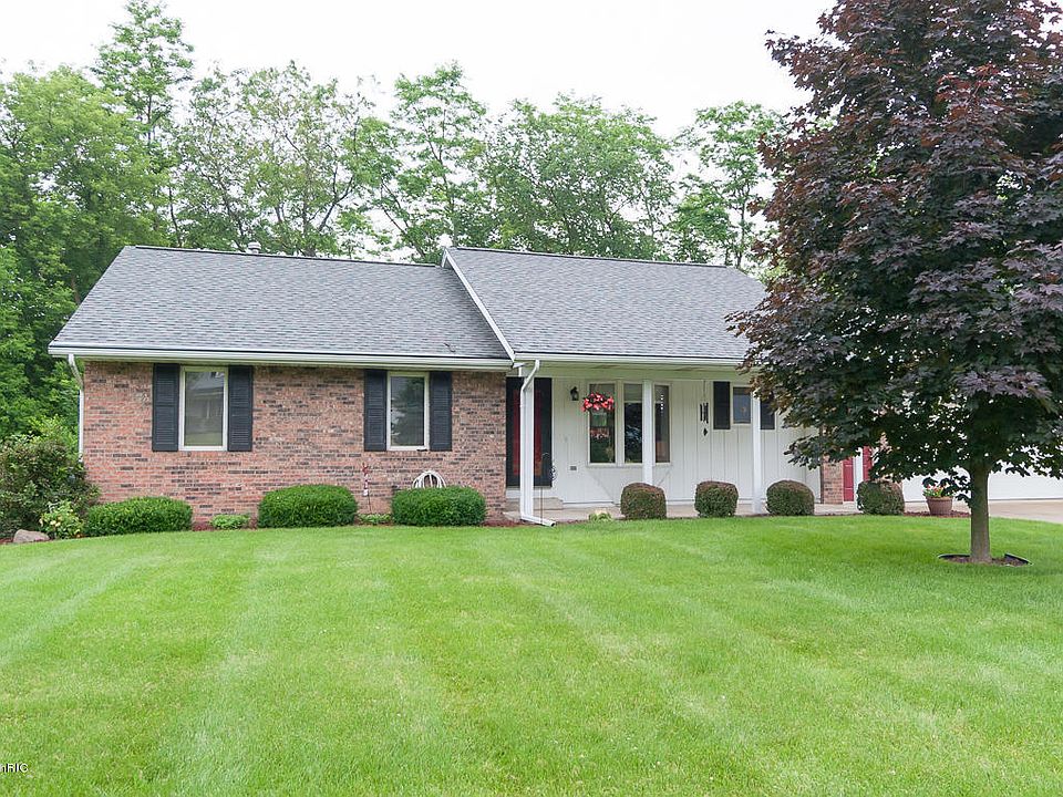 1st image of 4730 Briarhill Dr