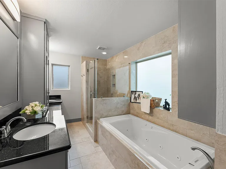 14115 River Forest Dr — Photo 30