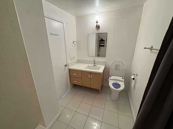 4th image of 1812 Garvey Ave APT C