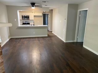 72 W White Willow Cir, Spring, TX 77381