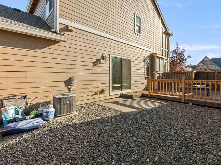 29055 NW Fair St — Photo 15