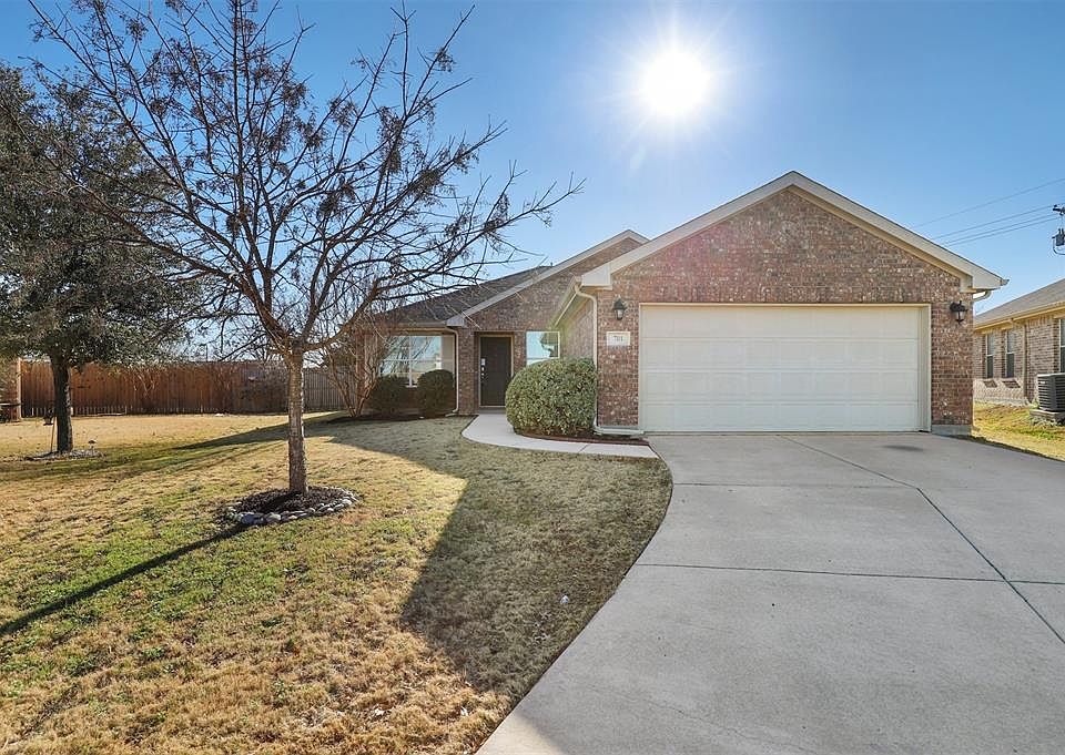 1st image of 701 Cedar Cove Dr