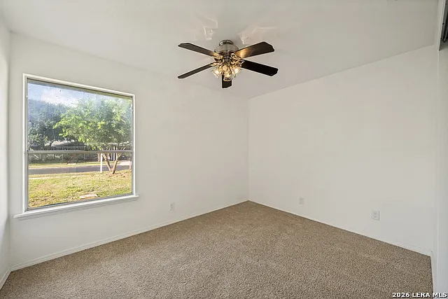 5611 Green Manor St — Photo 6