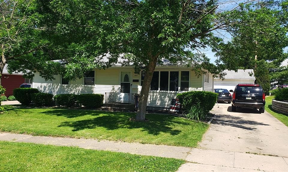 2nd image of 1937 Cach Ln SW