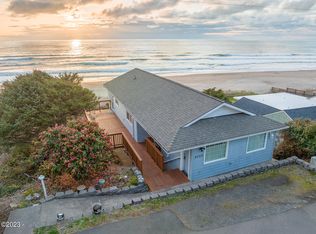 4003 Lincoln Ave, Depoe Bay, OR 97341