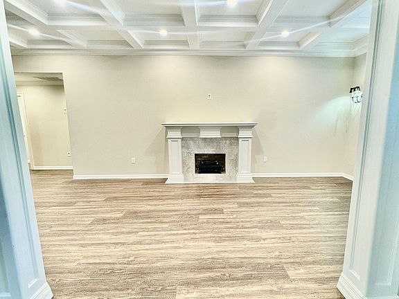 4th image of 5309 Saint Andrews Dr